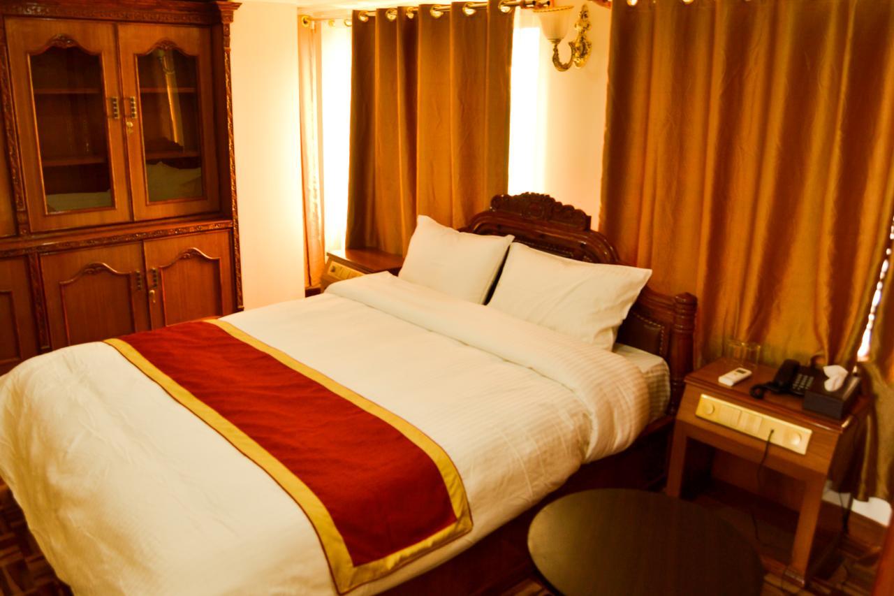 Mandala Hotel Kathmandu Buitenkant foto