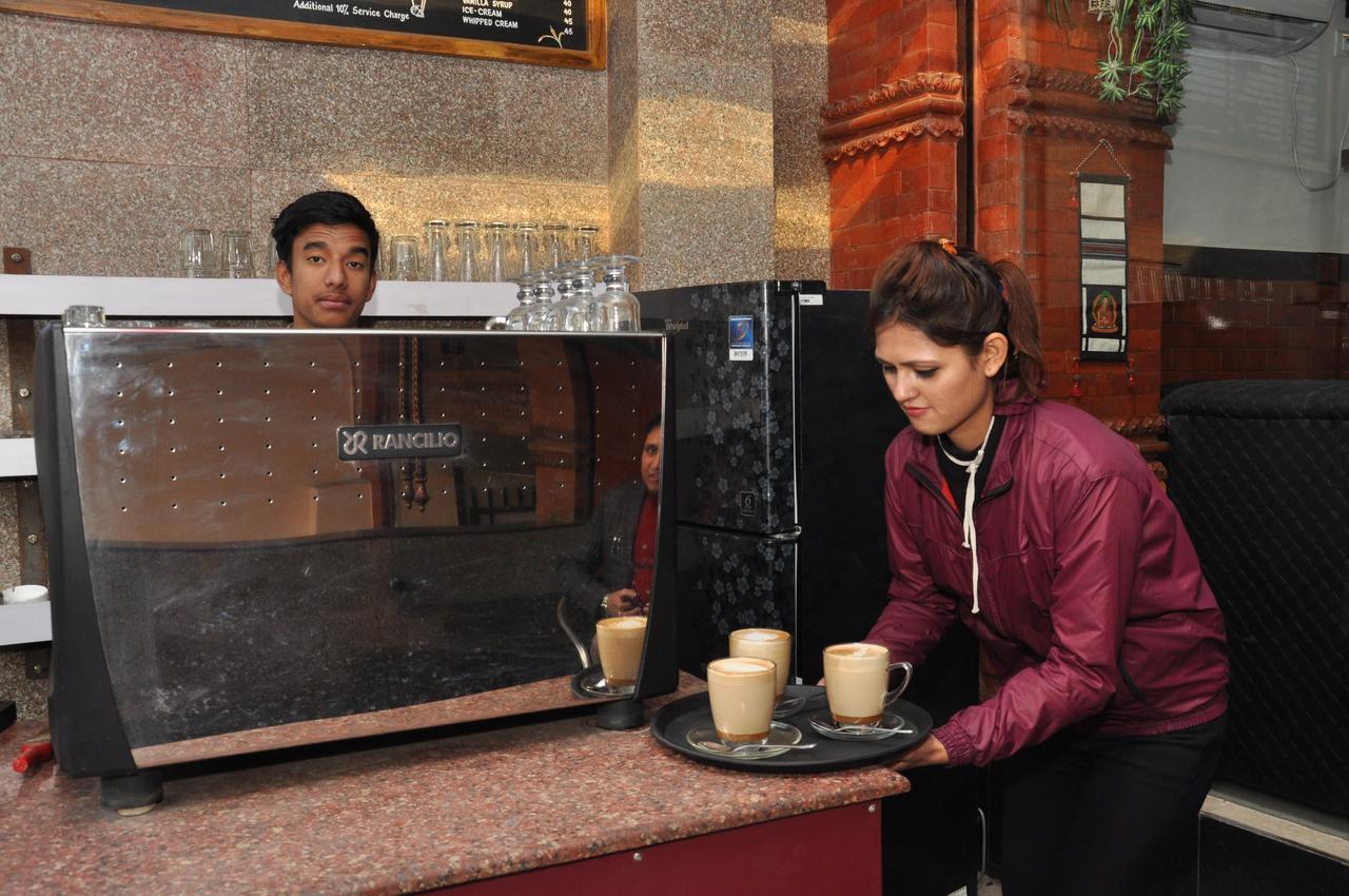 Mandala Hotel Kathmandu Buitenkant foto